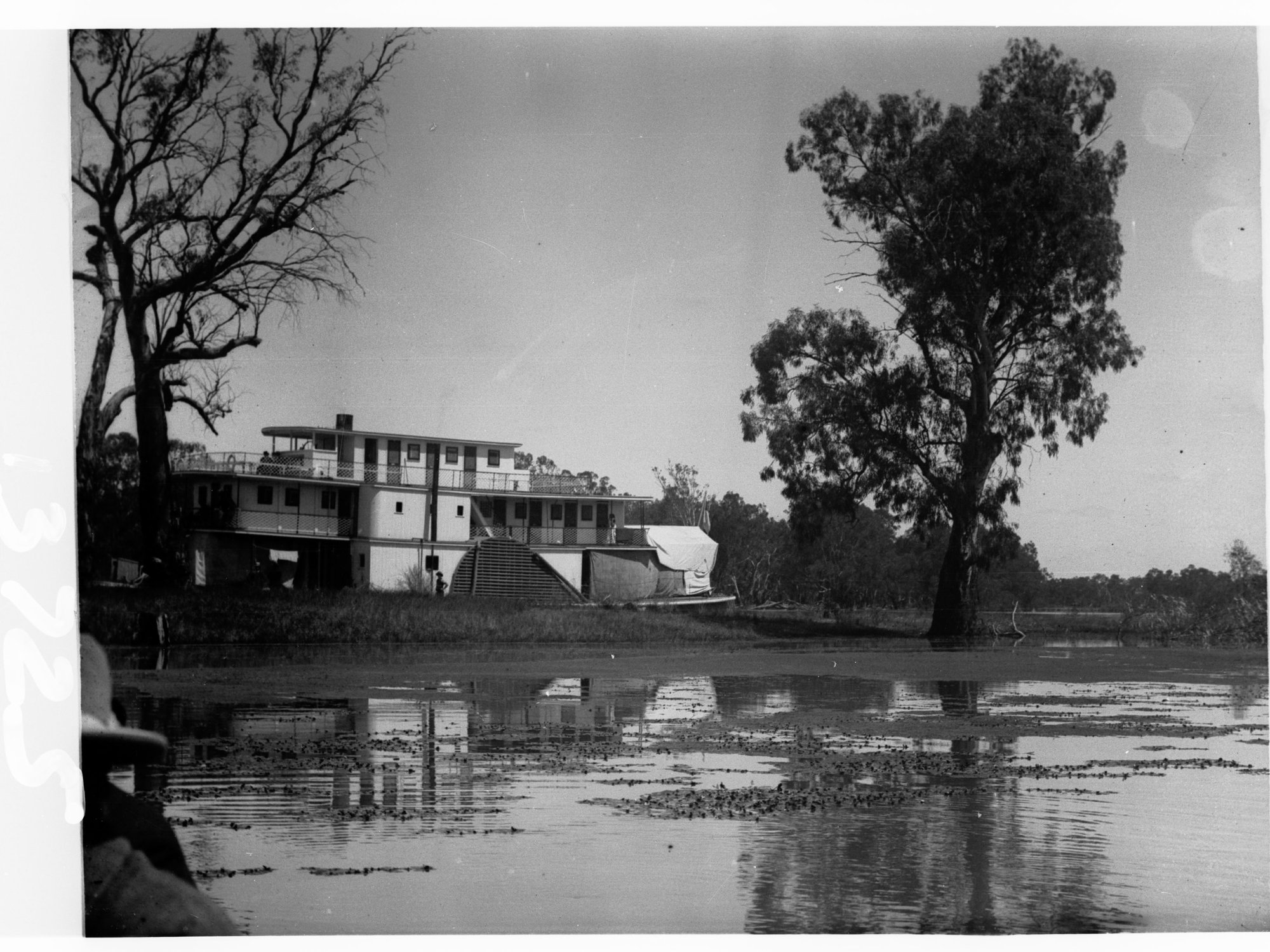 Paddle steamer at Cobdogla