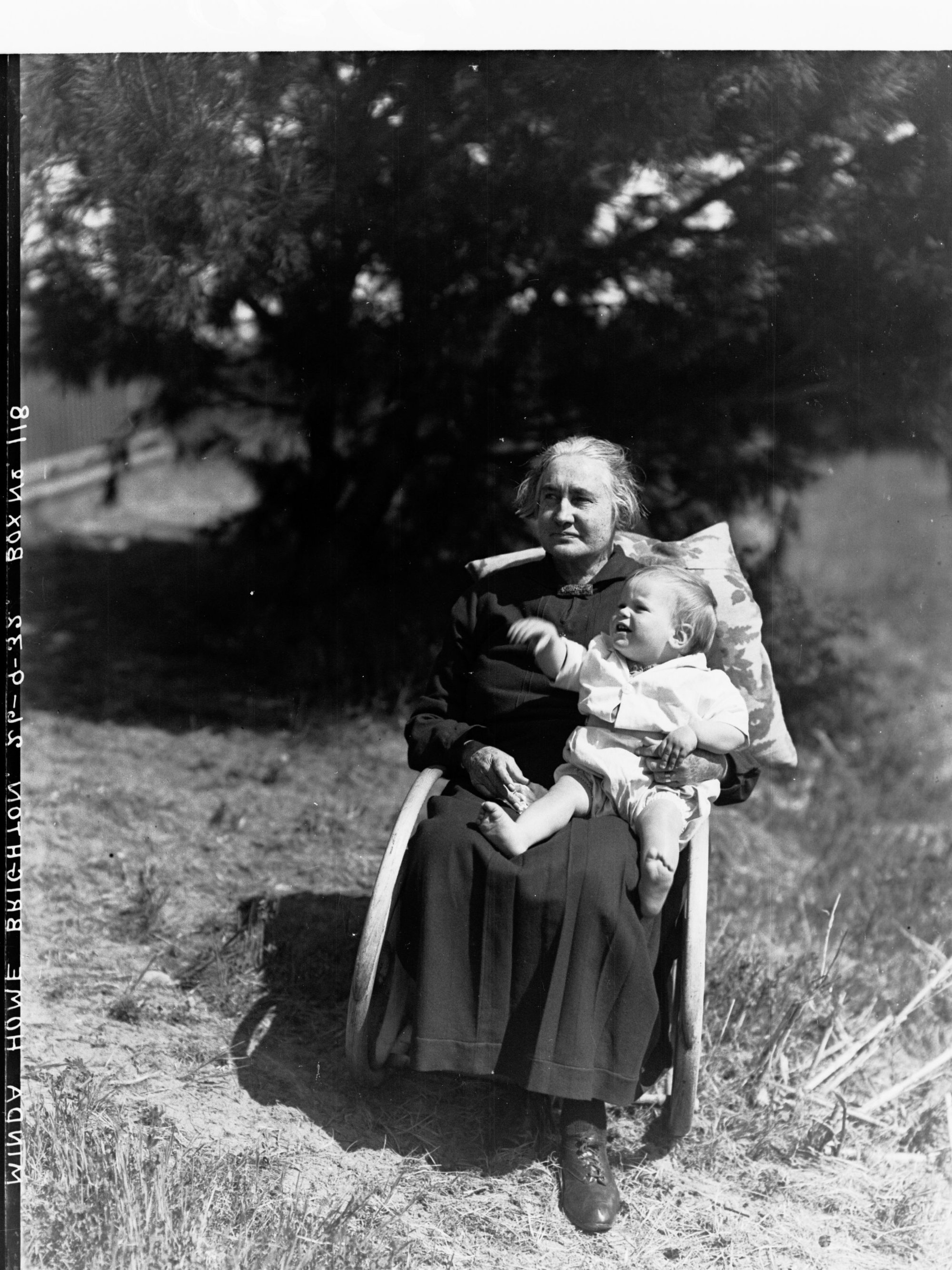 Woman and baby at Minda Home, Brighton, 1932
