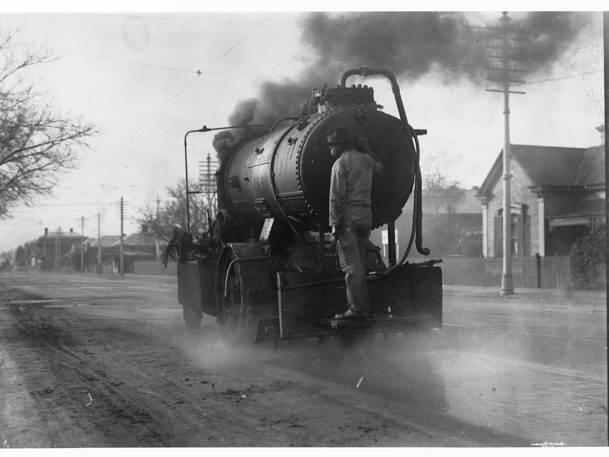 Steam wagon equipped as a tan sprayer