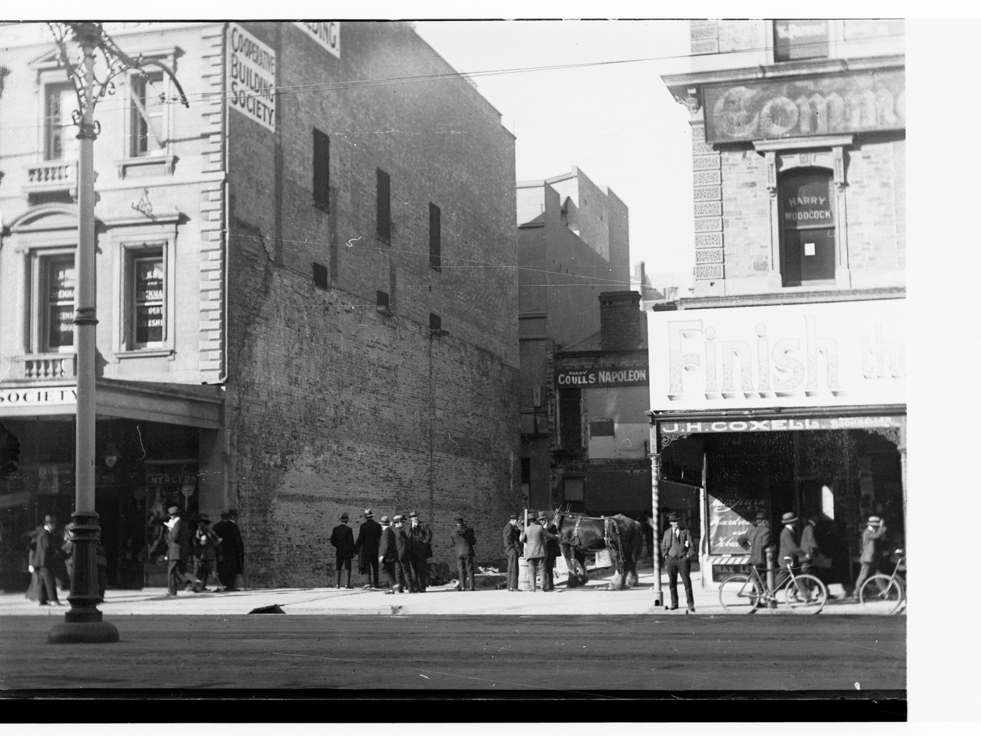 92 King William Street - site of Napoleon Hotel after demolition in 1919