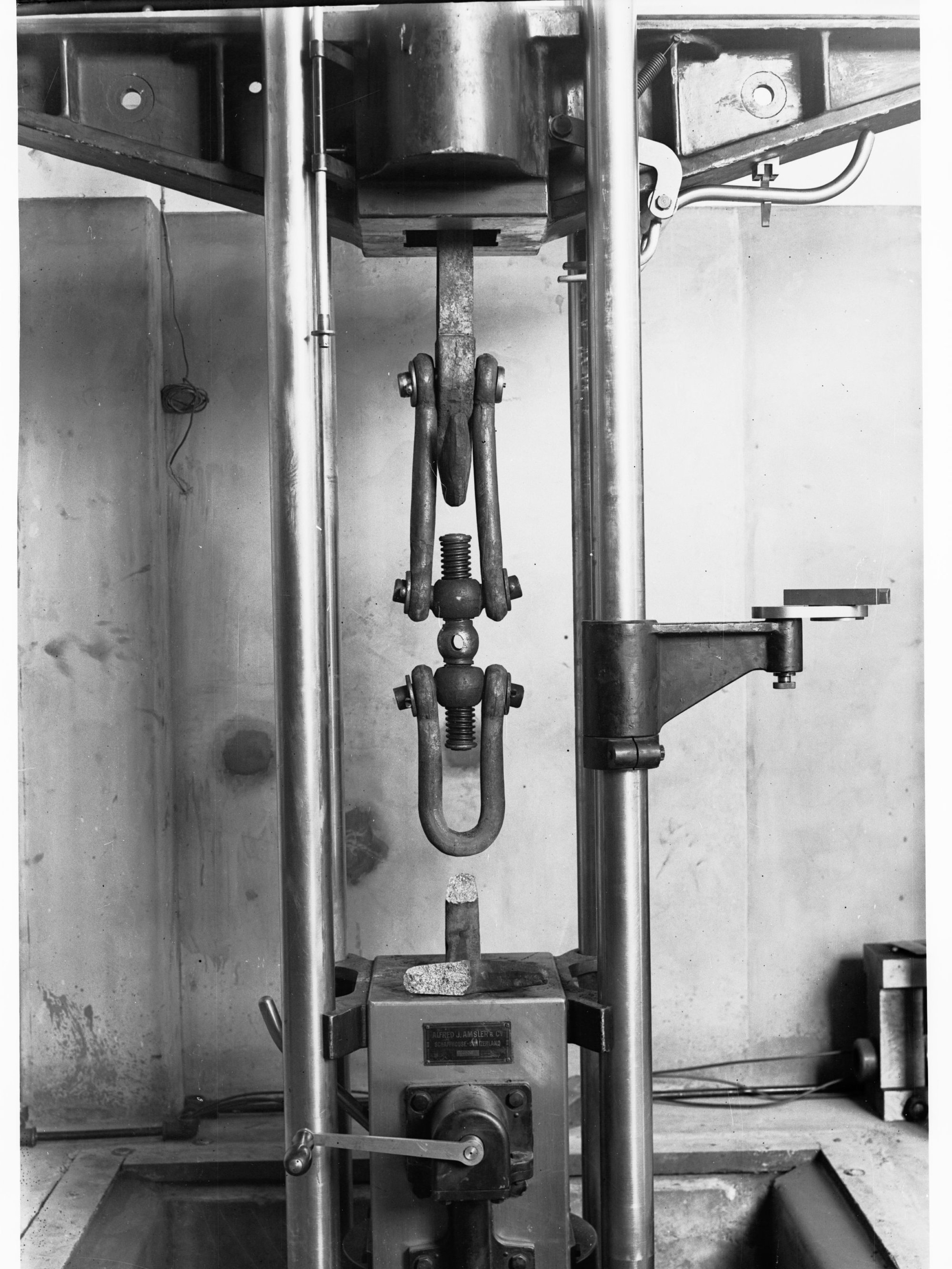 Islington station - testing coupling