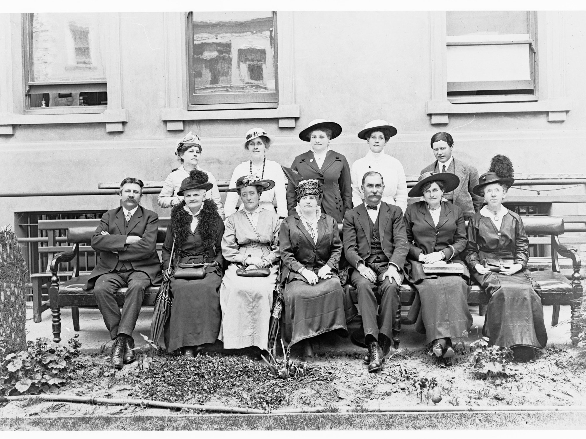 Repatriation Group - men and women