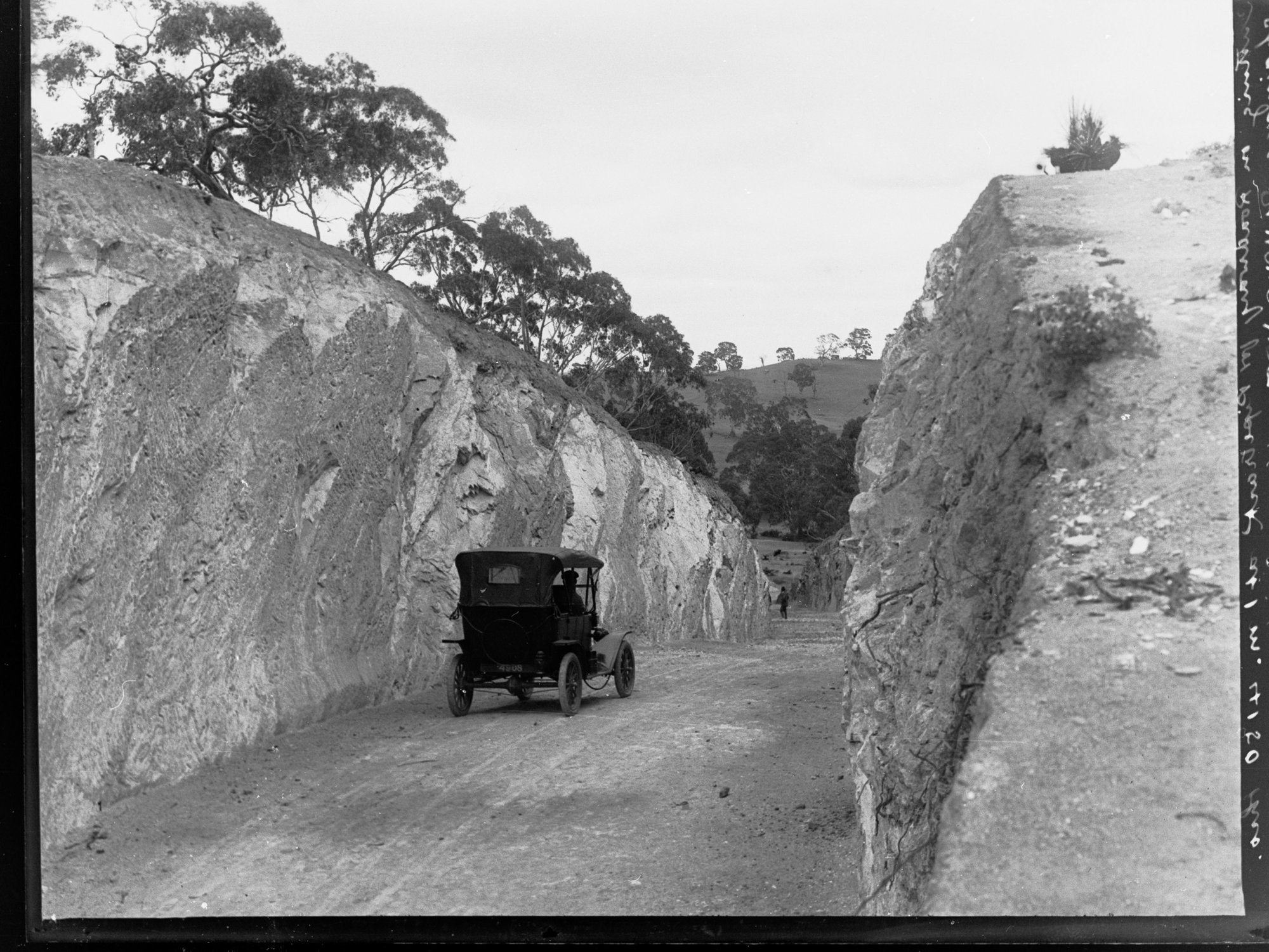 Construction of Warren Reservoir, South Australia 