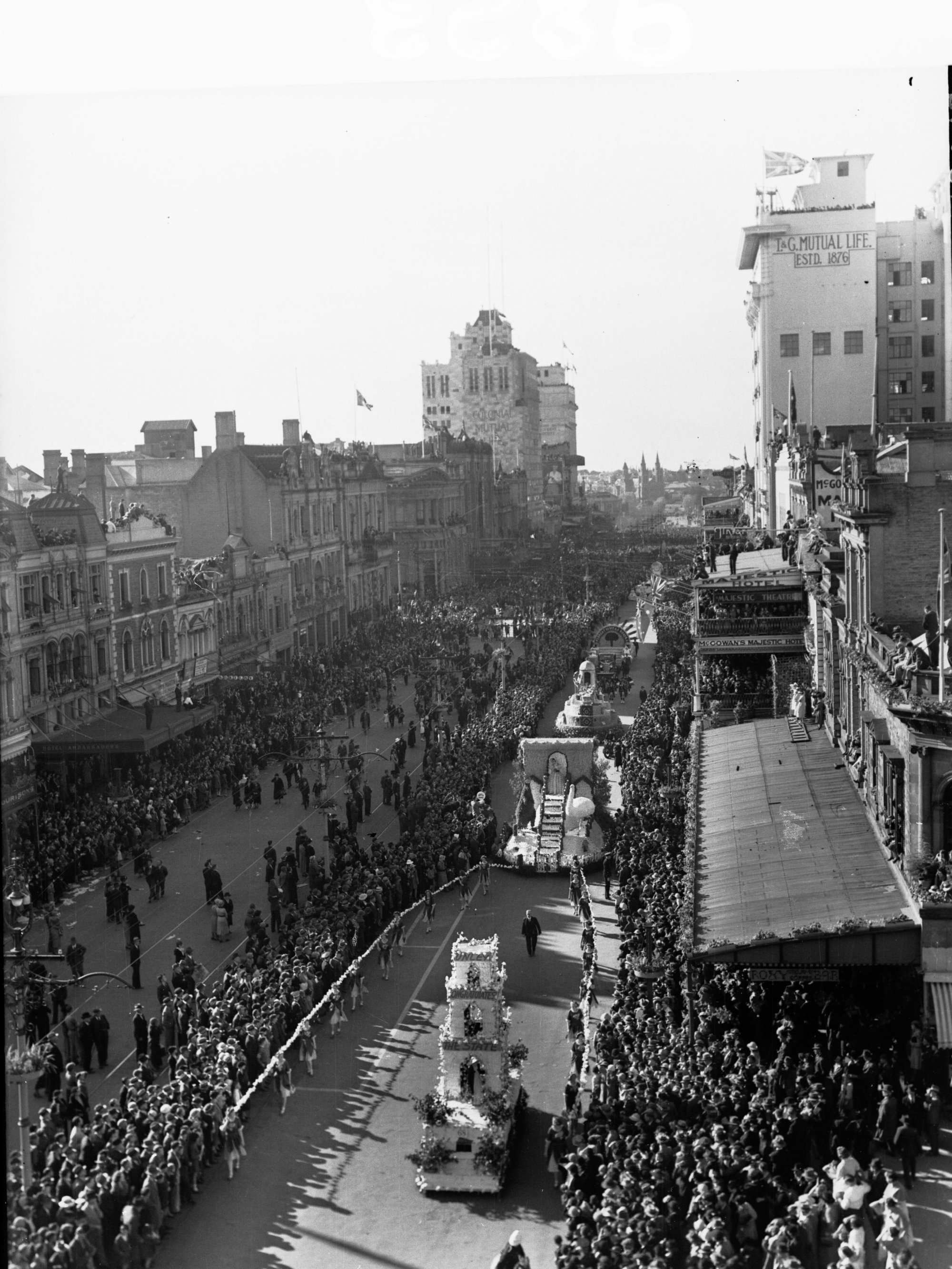 Floral pageant on King William Street for Adelaide centenary