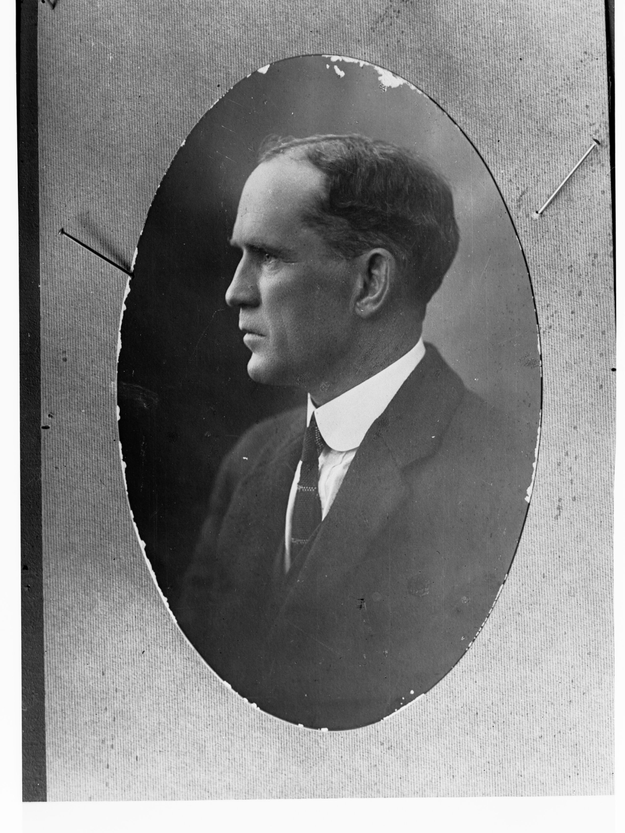 Portrait of  Mr H.E. Powell