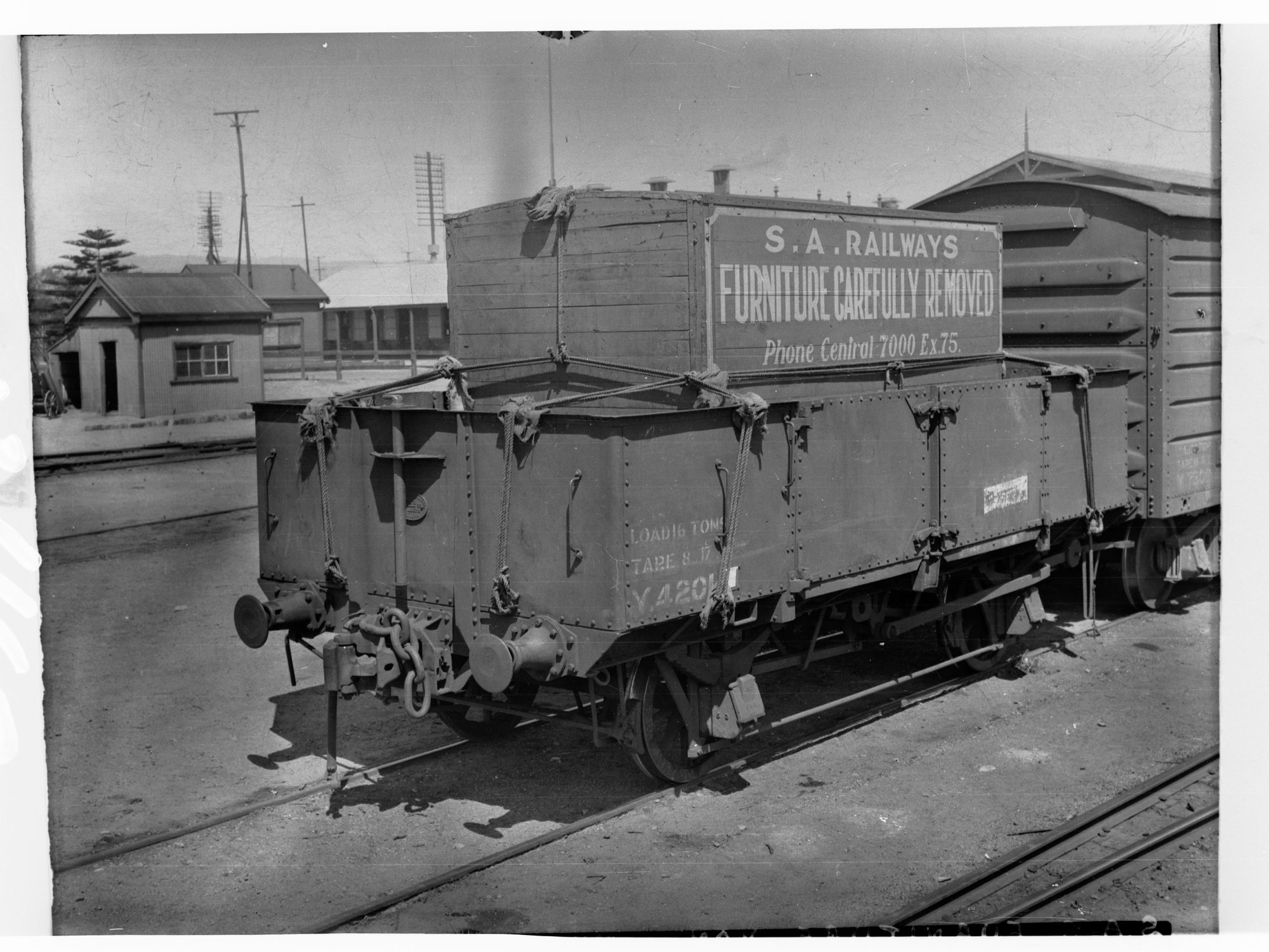 Railway Furniture Van Mile End