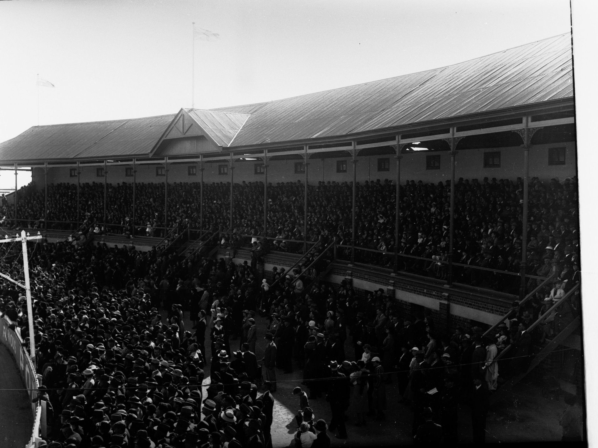 Crowds at Wayville Show Grounds for state centenary