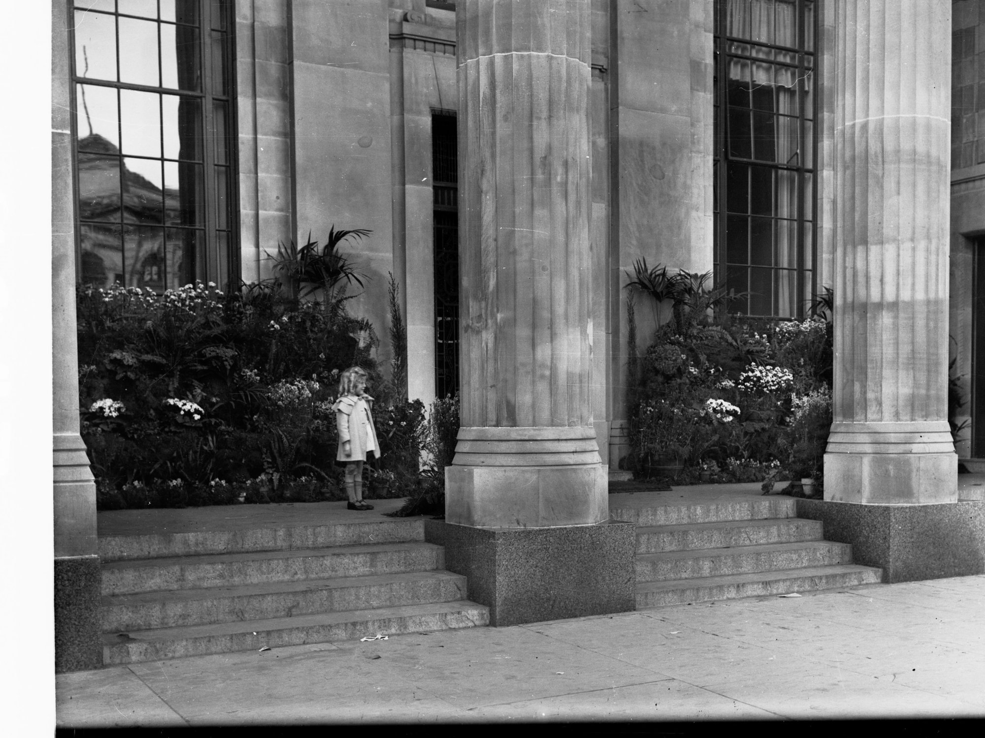 Building decorated for state centenary