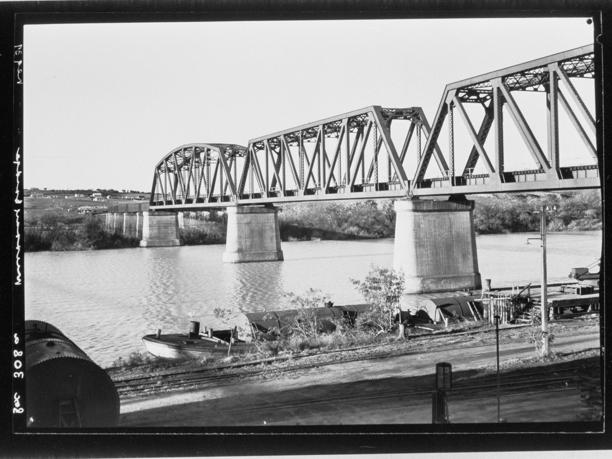 Murray Bridge - railway bridge