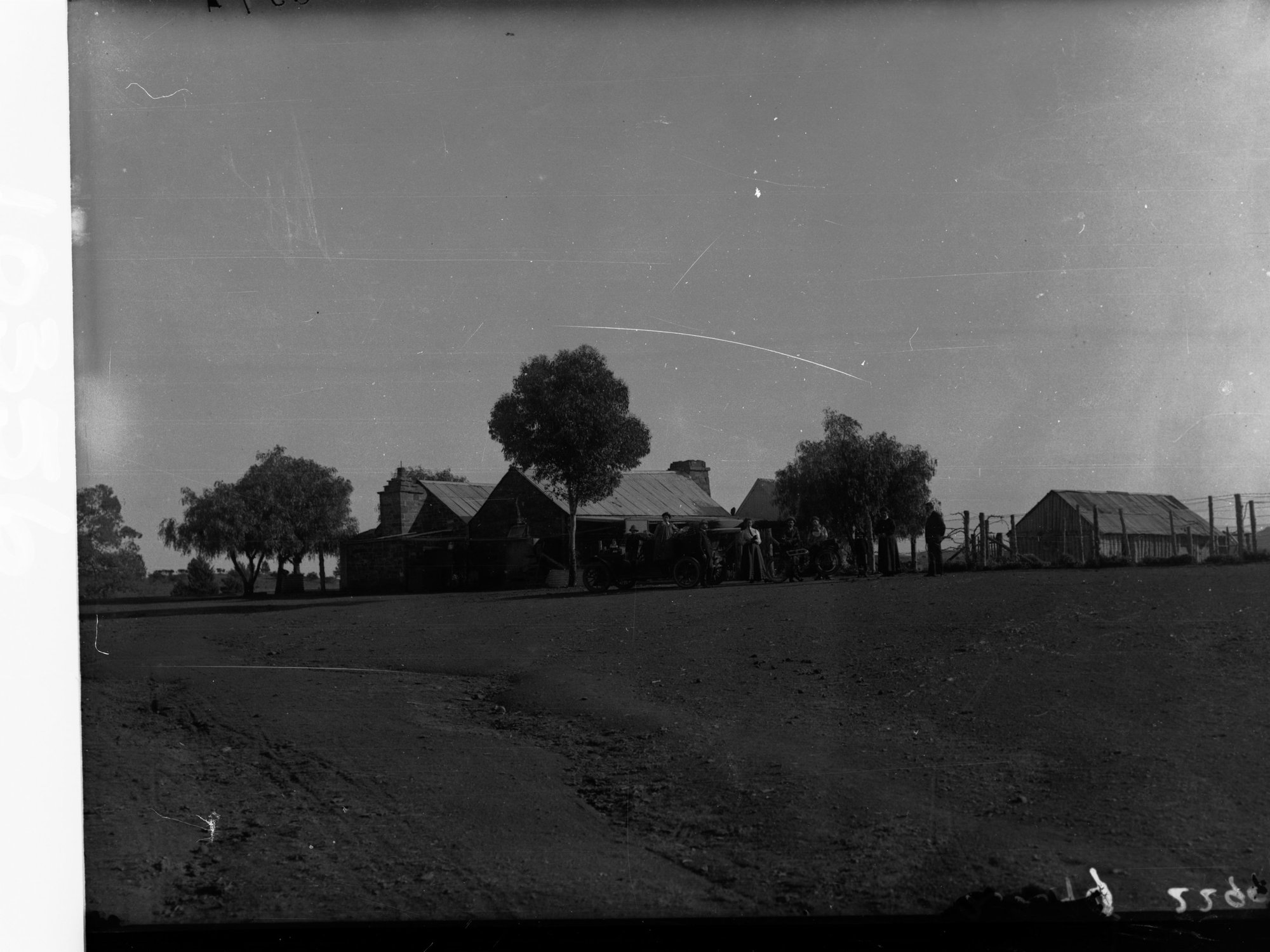 Angorichina head station, Flinders Ranges, showing house and family