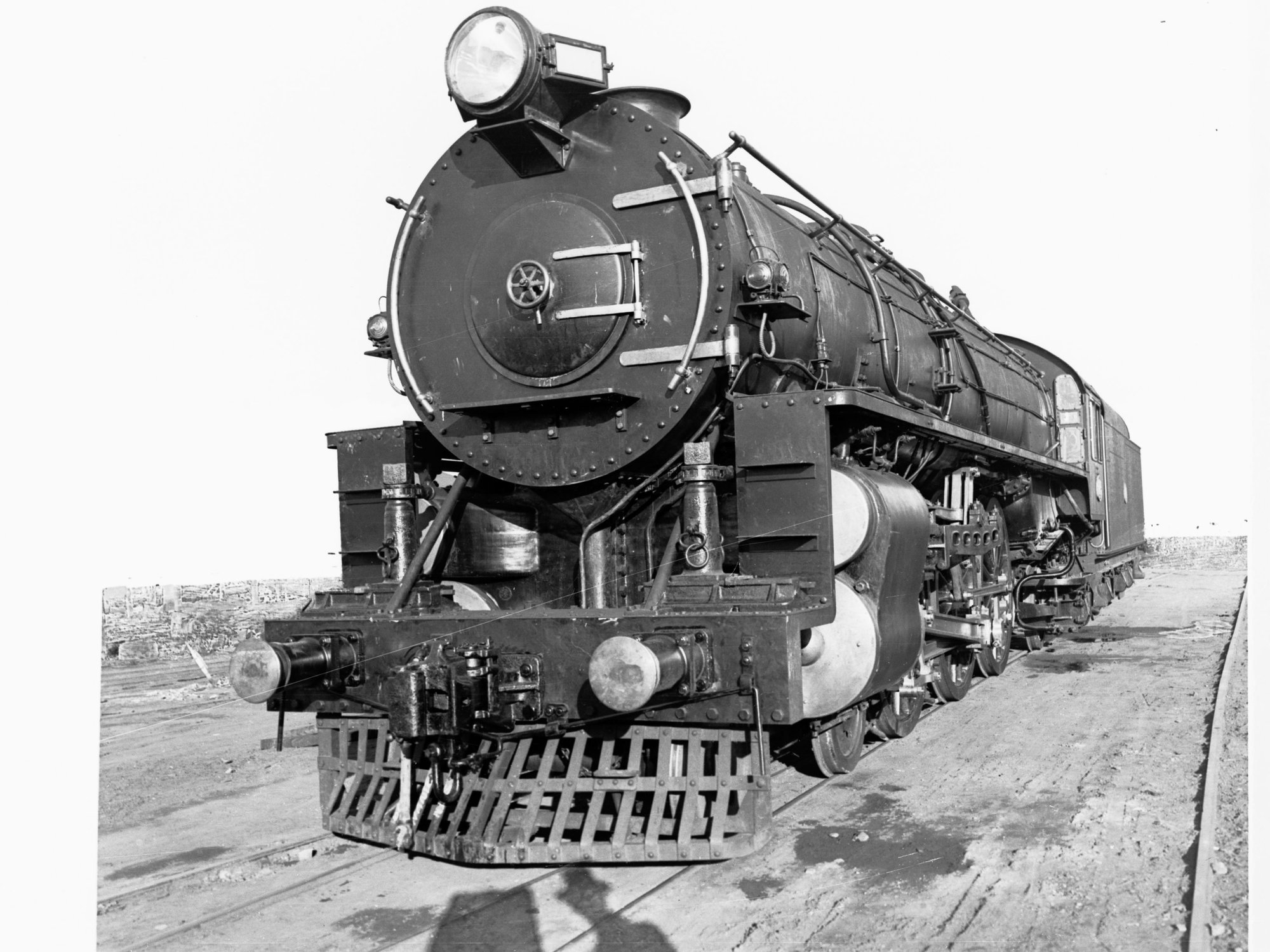 500 Class Mountain Type Locomotive Engine at Islington