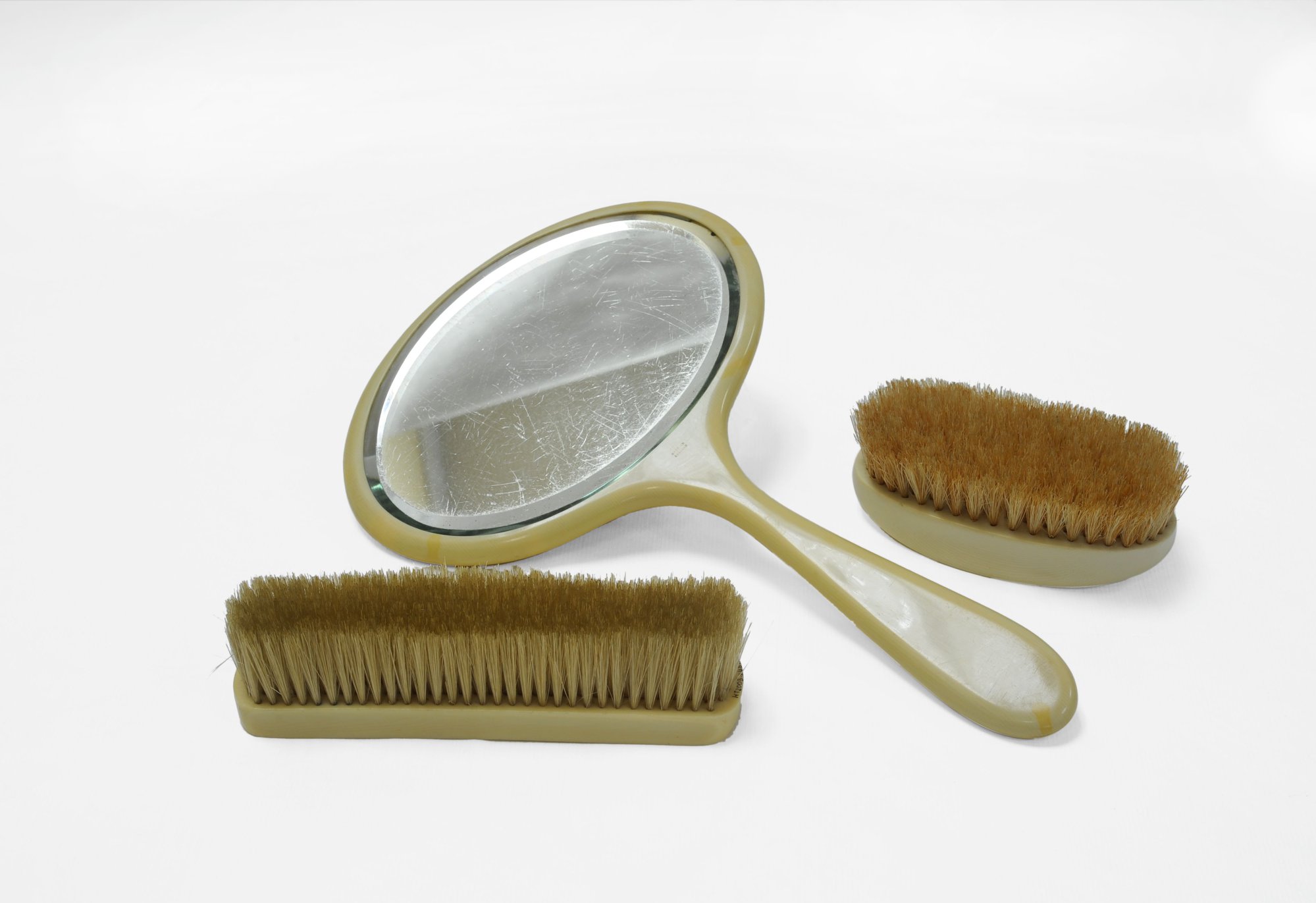Brush and Mirror Set
