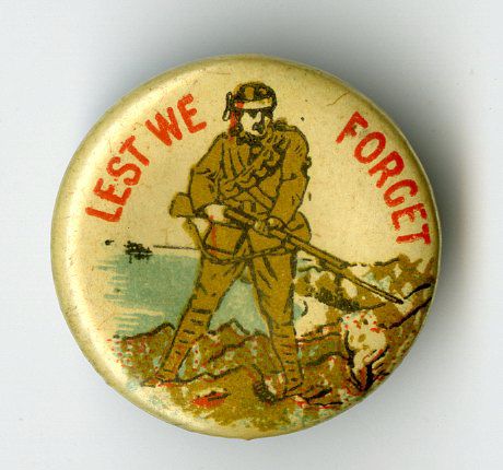 2 badges 'Lest we forget'