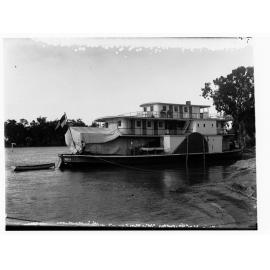 Paddlesteamer the Marion on River Murray at Loxton