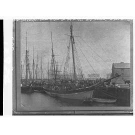 Royal Shepherd leaving for Arno Bay