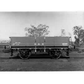 Rail Truck
