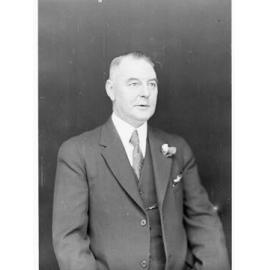 Portrait of Mr E Coles - Biographical Register page 43