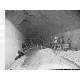 Inside the construction of Sleep's Hill Tunnel 