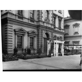 Building in King William Street decorated for State centenary