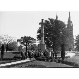 Victorian tourist party at Memorial Gardens