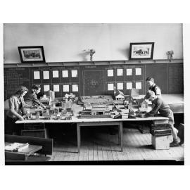 Students Making a Model of Metropolitan Suburbs