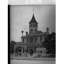 The Savings Bank of South Australia and Wallaroo Town Hall