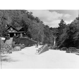Waterfall Gully Kiosk Showing Automobiles