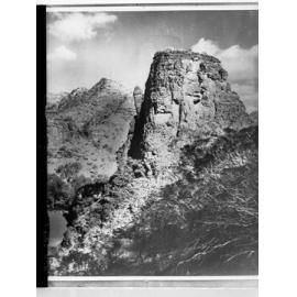 Windsor's Pillar in Chamber's Gorge, Flinders Ranges
