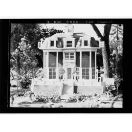 Flower Day - exhibit of miniature house