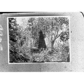 Monument, old cemetery, Port Essington - Northern Territory