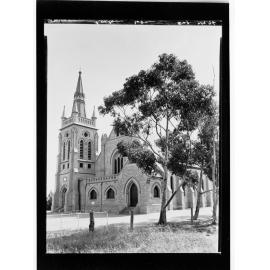 Loxton - church