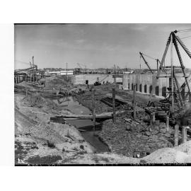 Construction of Goolwa Barrage