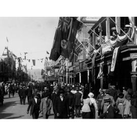 Crowds of people in Rundle Street for the visit of the Prince of Wales