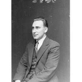 Portrait of Mr E R Dawes - Biographical Register, page 58
