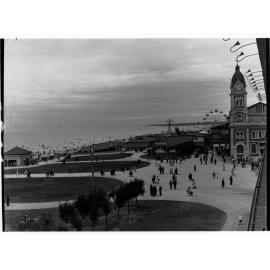 Foreshore at Glenelg showing clock tower and amusement park in background