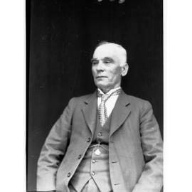 Portrait of Mr F T Jettner - Biographical Register, page 124