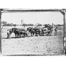 Northern Territory - mail coach running between Kopperamanna and Queensland border