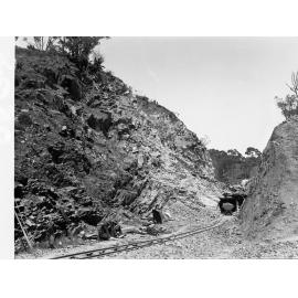 Construction of Sleep's Hill Tunnel