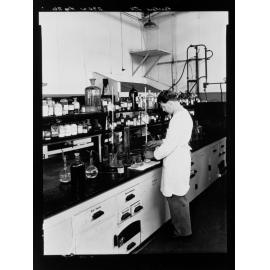 Beckers Ltd - employee working in laboratory