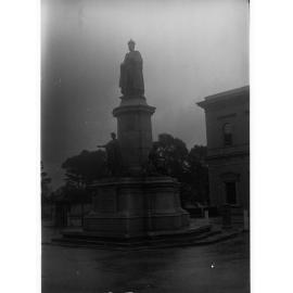 Statue of Edward VII - plaque says Edward VII King and Emperor 1901-1910