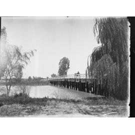River Torrens showing bridge - possibly Felixstowe bridge