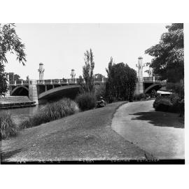 River Torrens and Adelaide City Bridge