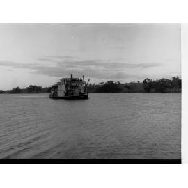 Paddlesteamer Marion on the River Murray