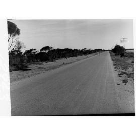 Newly constructed road at Tailem Bend