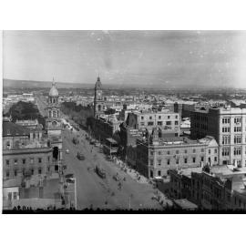 King William Street looking south