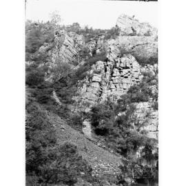 Cliffs and pathway, Morialta Reserve