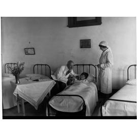 Young patient at Minda Home, 1932