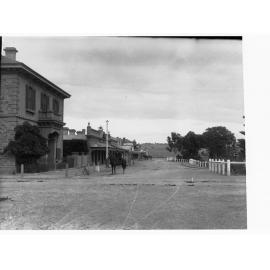 Albyn Terrace, Strathalbyn, showing National Bank