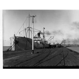 Wallaroo Jetty Ship SS Unden Shipping Wheat