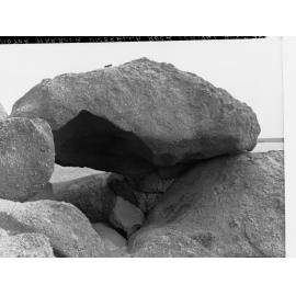 Umbrella Rock - Granite Island